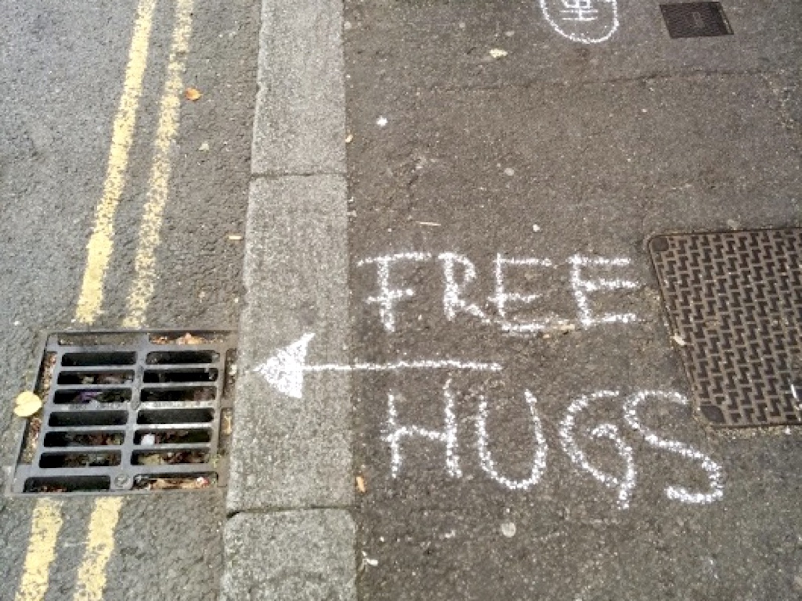 Free Hugs